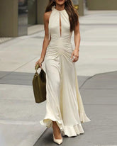 Sleeveless waist solid color dress