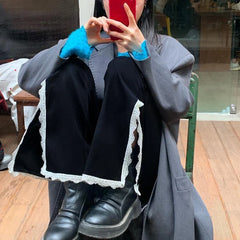 Lace Side-Slit Trim Jeans