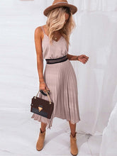 Vorioal Sexy V-Neck Pleated Dress