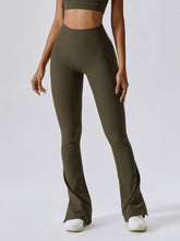 Ribbed Butt Lifting Flared Yoga Leggings
