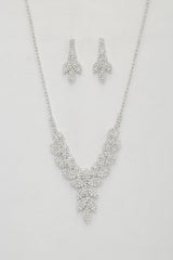 Leaf Pattern Crystal Necklace