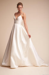 Vintage Deep V Pocketed Satin A-Line Maxi Wedding Dress - White