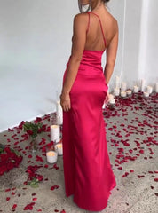 Sexy red ruffled dress with sloping shoulders