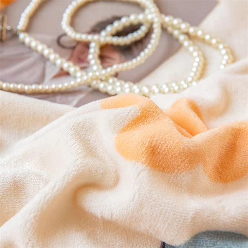 High Quality Winter Warm Thicken Super Soft Velvet Plush Duvet Cover King Queen Size Fine Coral Fleece Quilt Cover No Pillowcase
