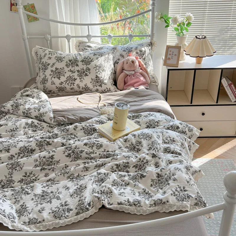 2025 Summer Quilt - 100% Cotton, Lightweight & Breathable, Cute Home Decor (No Pillowcase/Sheet) Comfortable Bedding