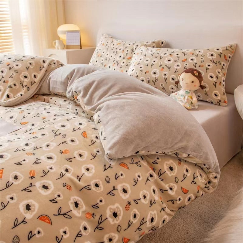 High Quality Winter Warm Thicken Super Soft Velvet Plush Duvet Cover King Queen Size Fine Coral Fleece Quilt Cover No Pillowcase