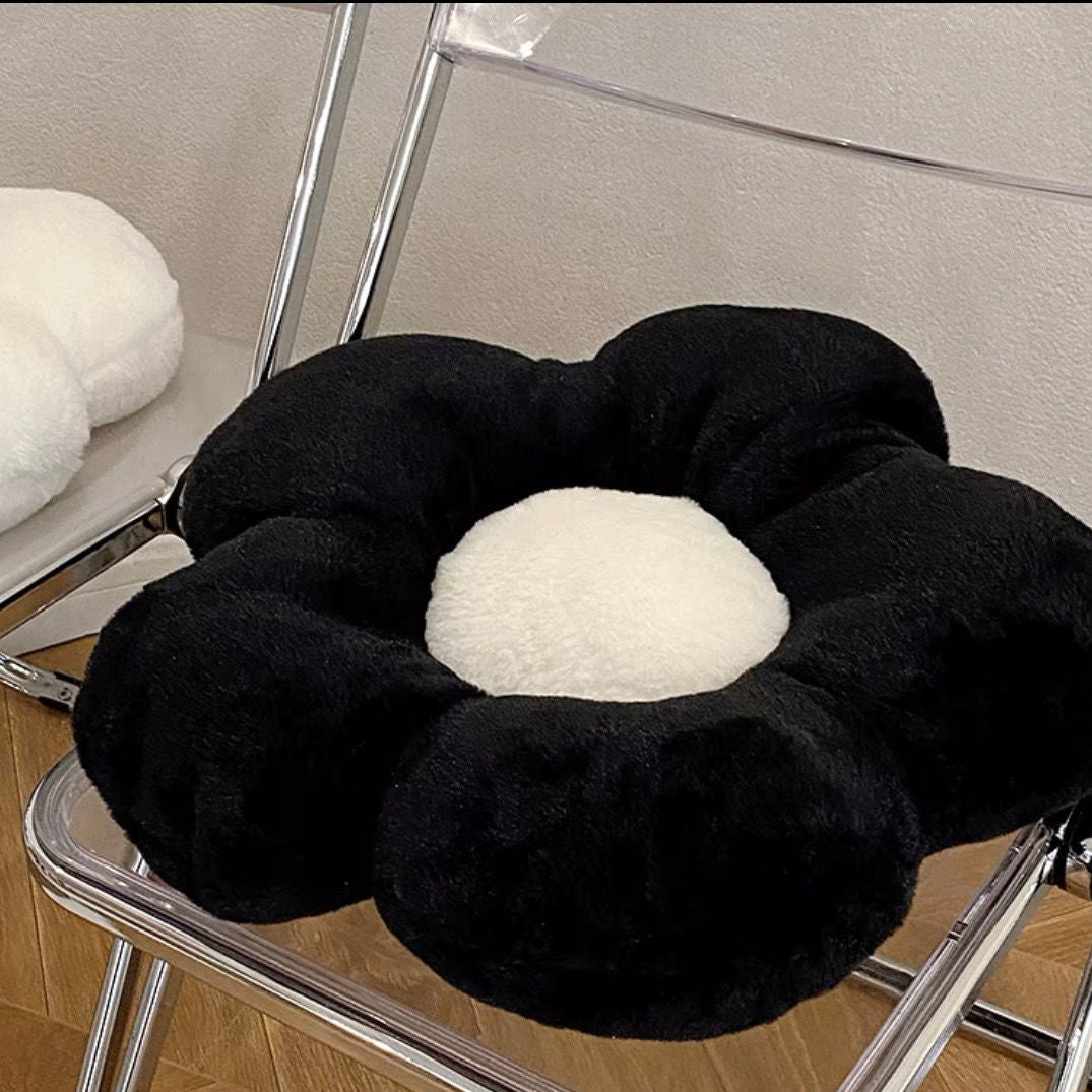 Cute Flower Plush Pillow Stuffed Soft Plant Flower Throw Pillow Cushion Home Sofa Decoration Pillow