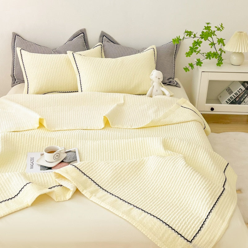 Korean Style Quilting Summer Comforter Bedding Sets Princess Bubble Yarn Quilted Quilt for Summer Skin-friendly Double Blanket