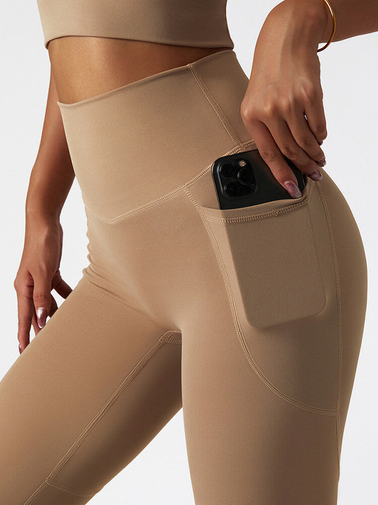 Air Cloud High Rise Leggings with Phone Pocket