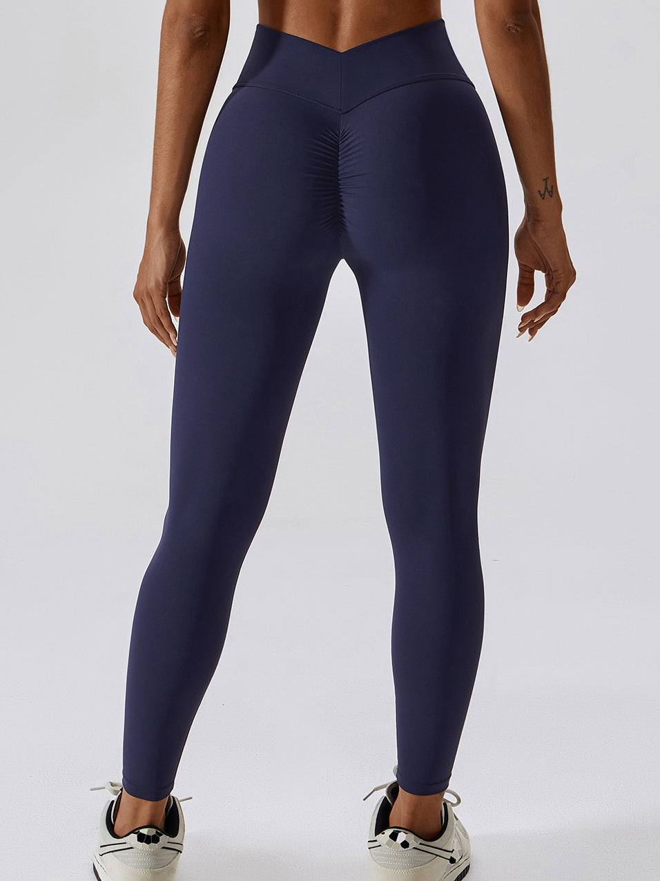 Butter Soft Back V Scrunch Leggings